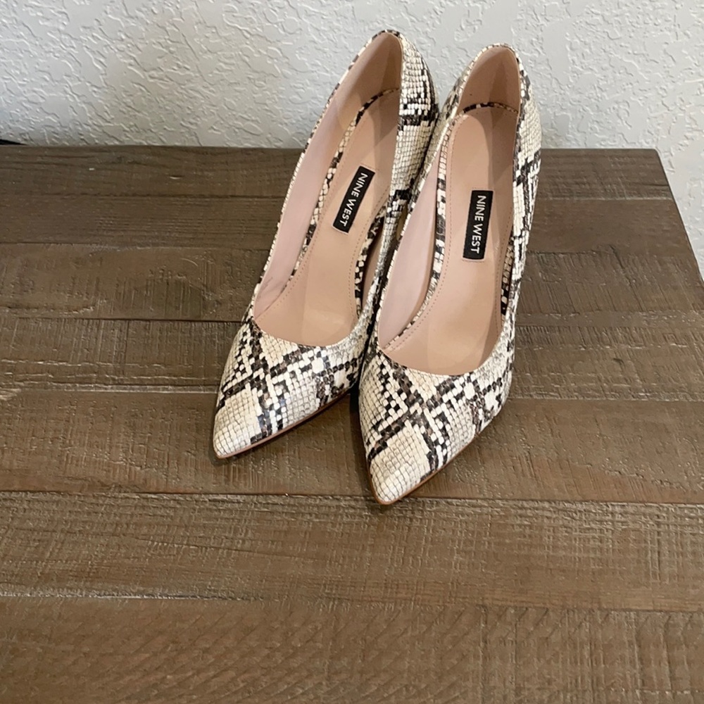 Nine West Python Print close toed heel